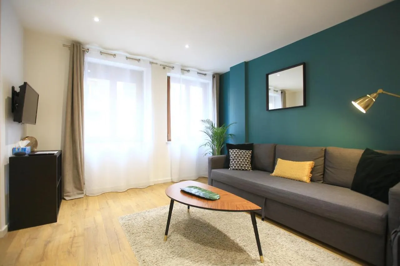 Les Chablaisiennes - Proche Geneve - Le Jungle Apartment Annemasse