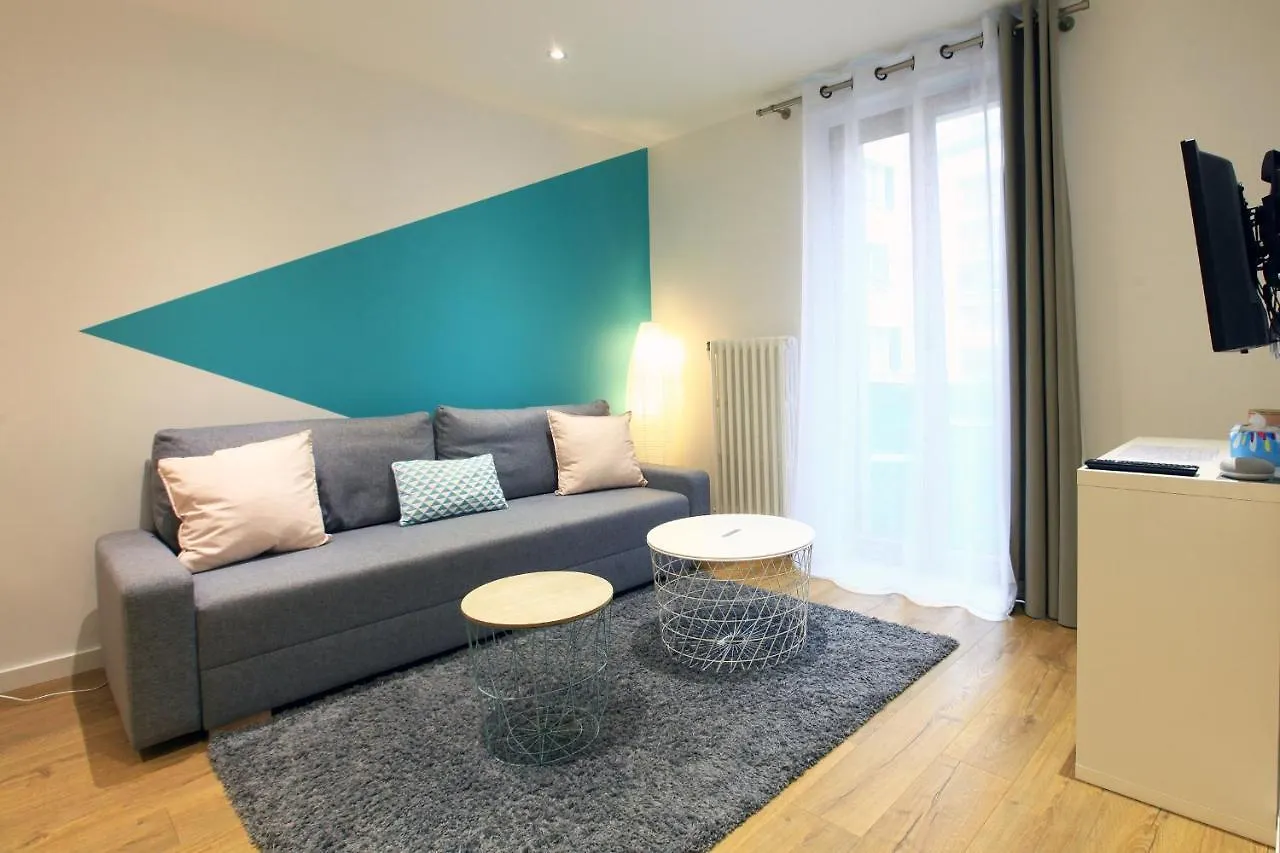 Les Chablaisiennes - Proche Geneve - Le Jungle Apartment Annemasse
