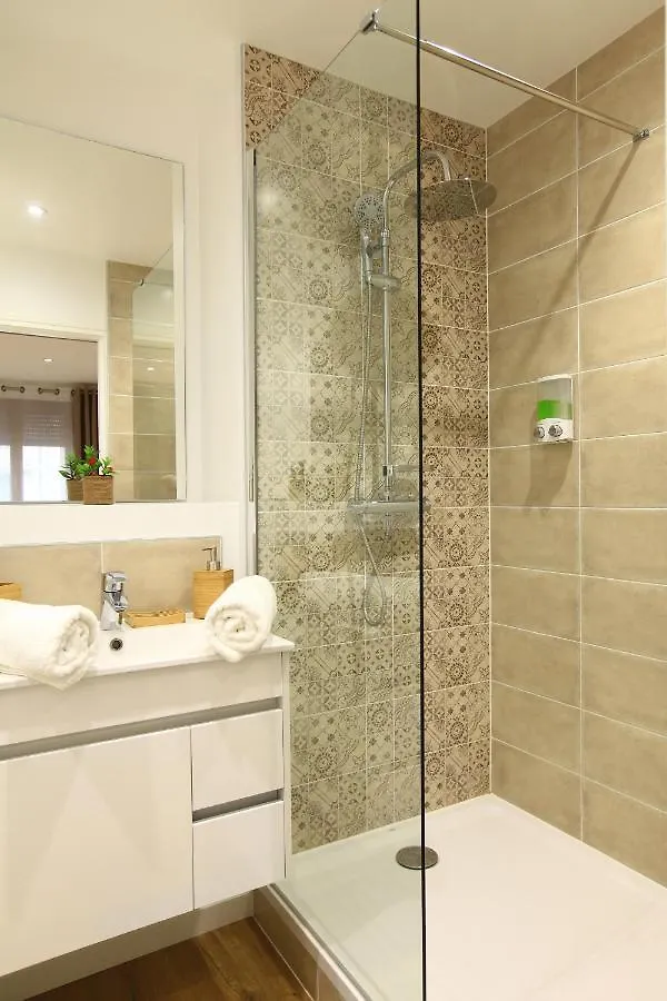 Les Chablaisiennes - Proche Geneve - Le Jungle Apartment Annemasse France
