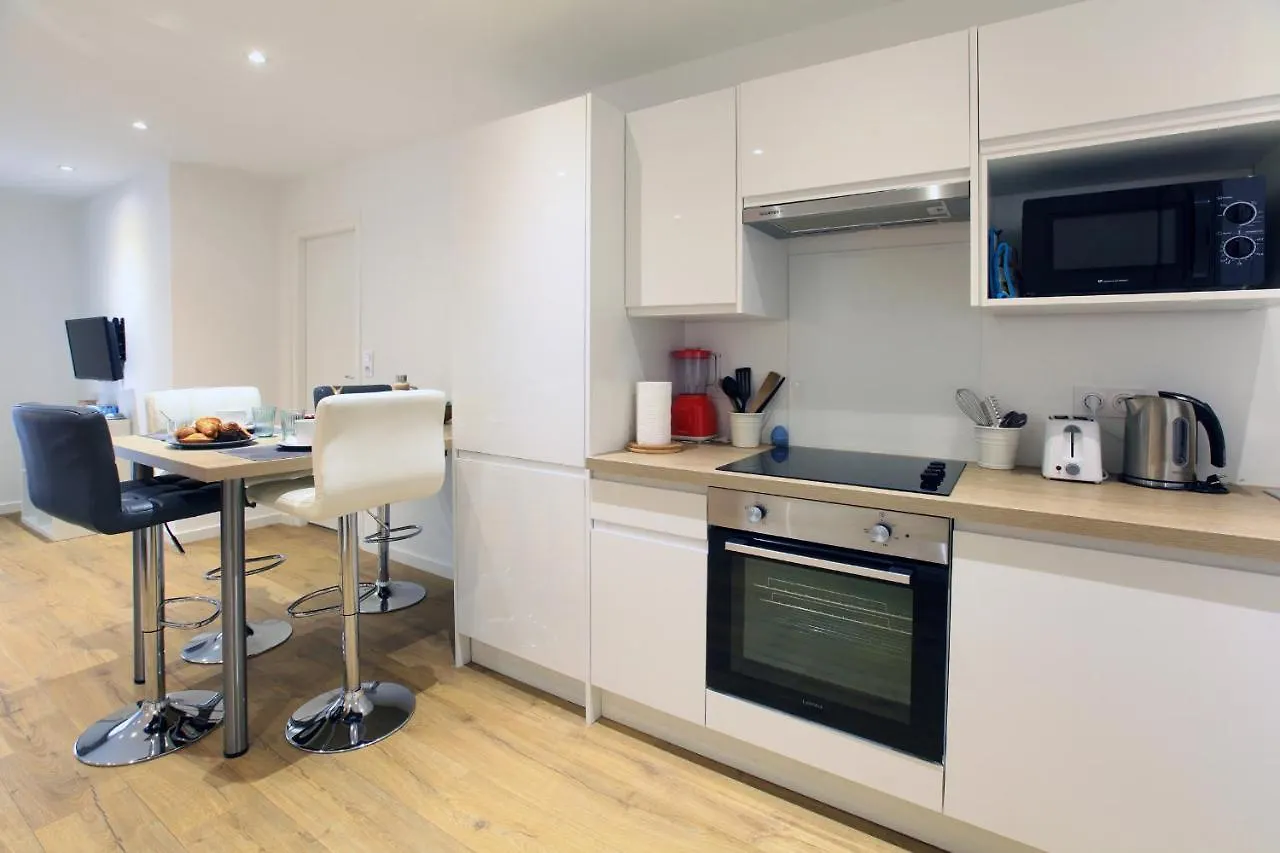 Les Chablaisiennes - Proche Geneve - Le Jungle Apartment Annemasse
