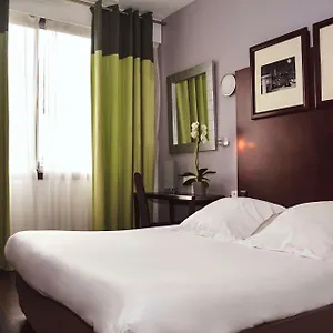 Du Centre Hotel